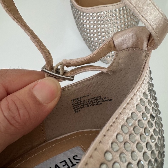 Steve Madden Deeny R Pewter Beige Crystal Platform High Heel Pumps Size 7.5 - Picture 12 of 12